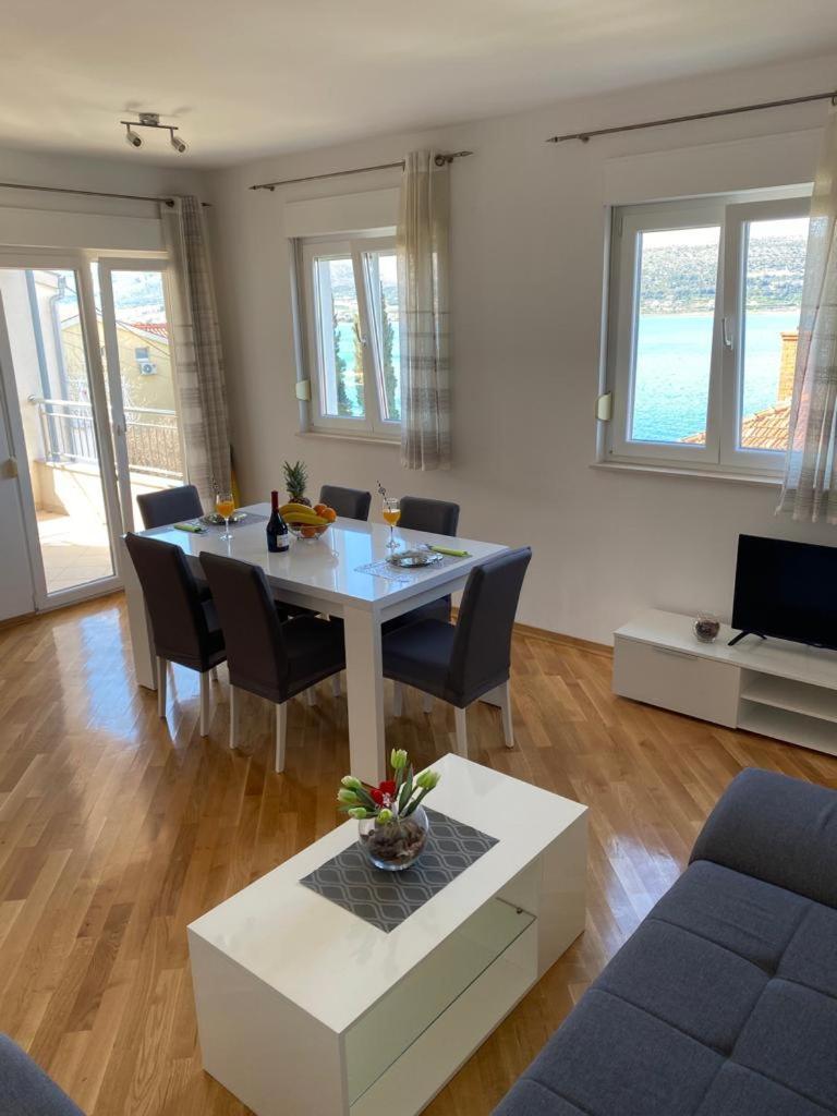 Dina Apartment Trogir Luaran gambar